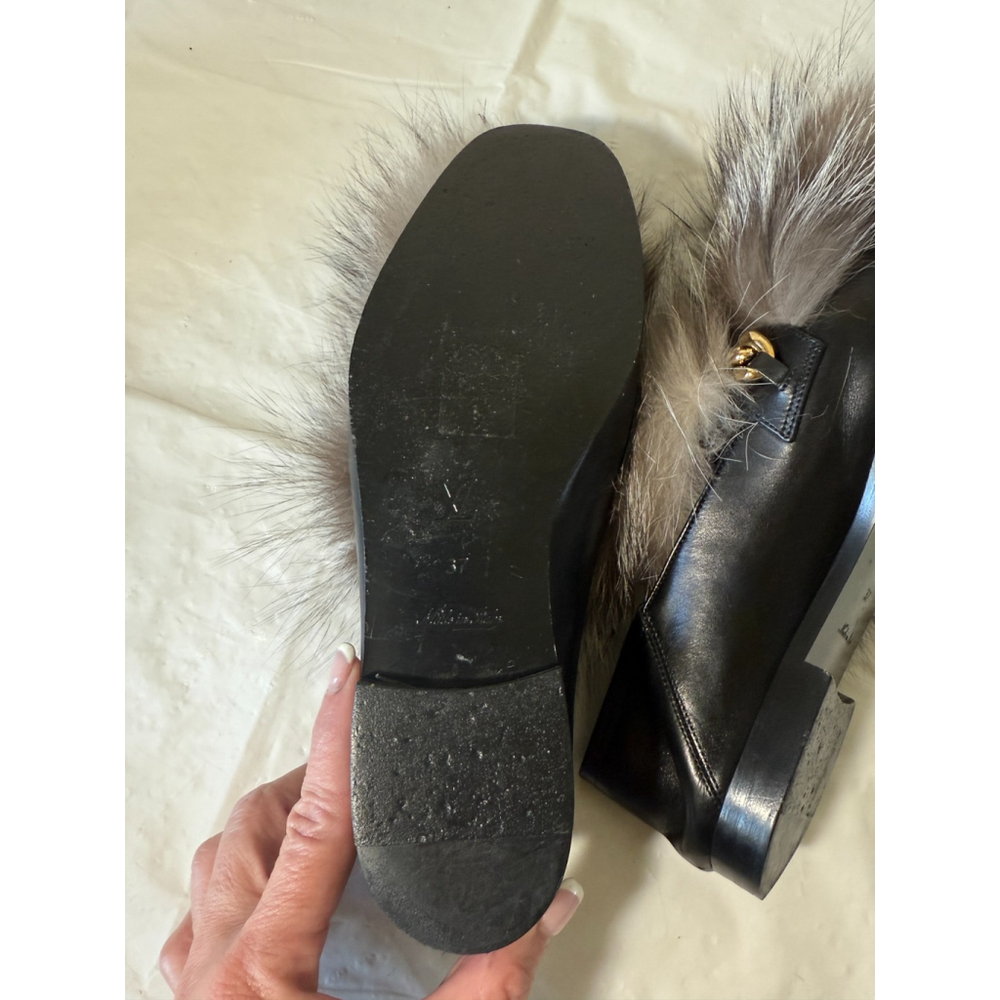 Louis Vuitton Prime Time Black Leather Gold Chain Logo fur Loafers Flats - Picture 9 of 16
